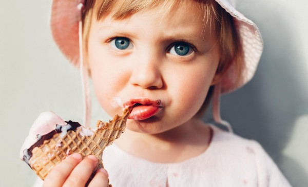 Ar vaikas-valgys jogurtą vietoj ledų