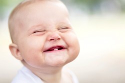Kūdikio dantų priežiūra