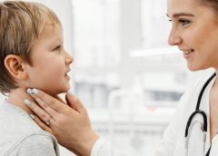Vaikui skauda gerklę: kaip padėti ir kada skubėti pas gydytoją